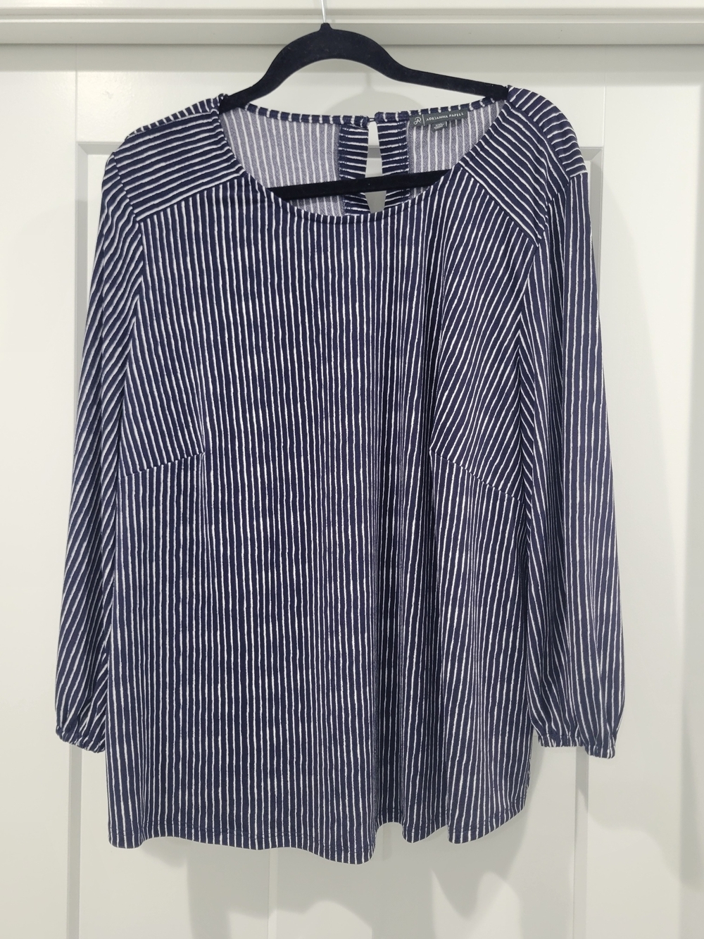 Adrianna Papell Navy and White Striped 3/4 Elastic Sleeve Shirt. Keyhole Back